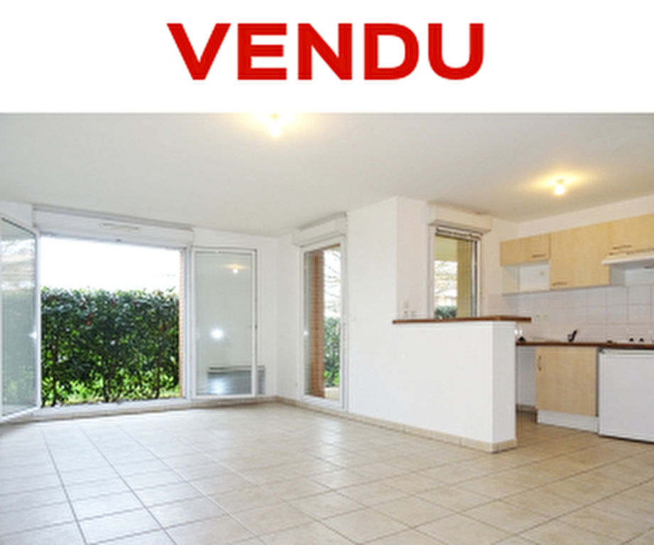TOLOSAN APPARTEMENT T2 EN REZ DE JARDIN AVEC TERRASSE ET