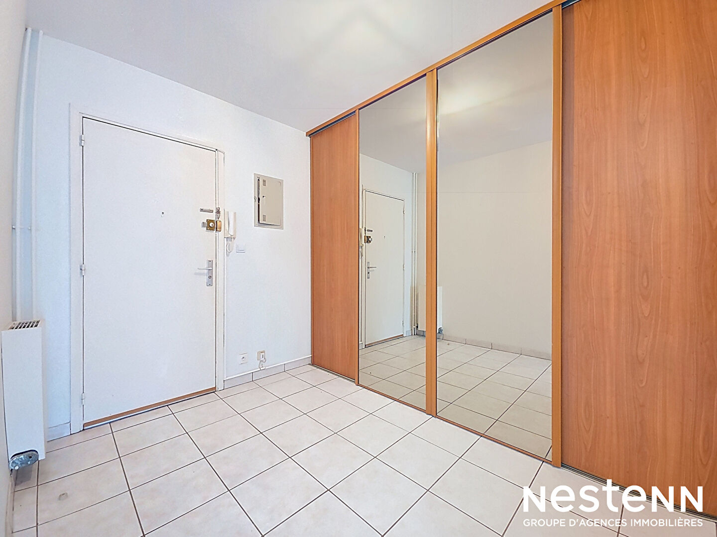 Grand appartement T3/4 de 92m² avec ascenseur, terrasse, garage et cellier à vendre au centre-ville de Castanet-Tolosan