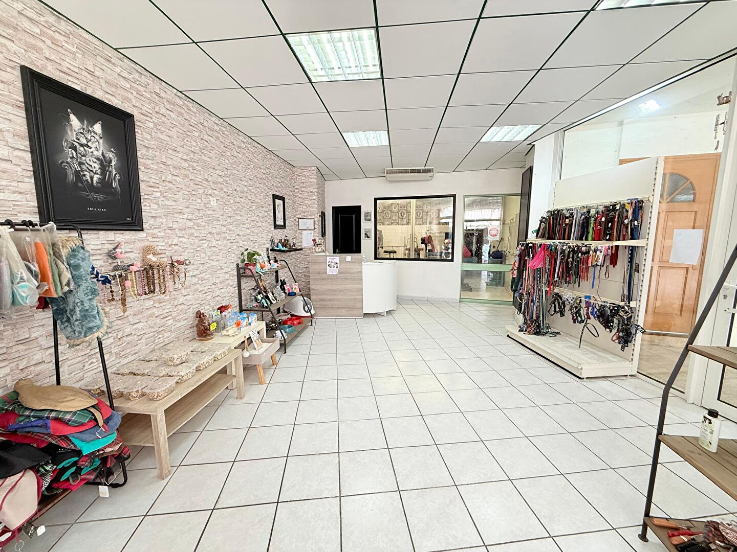 Local commercial 81 m² · à Doue en Anjou · 81 m² · 86 800 €
