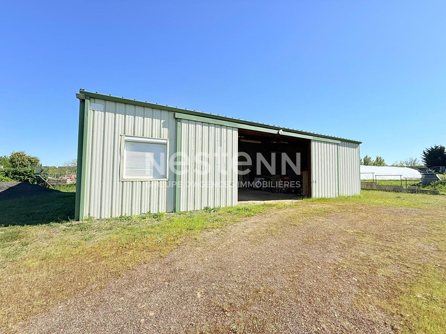 Local commercial 120 m² · à Doue en Anjou · 120 m² · 118 500 €