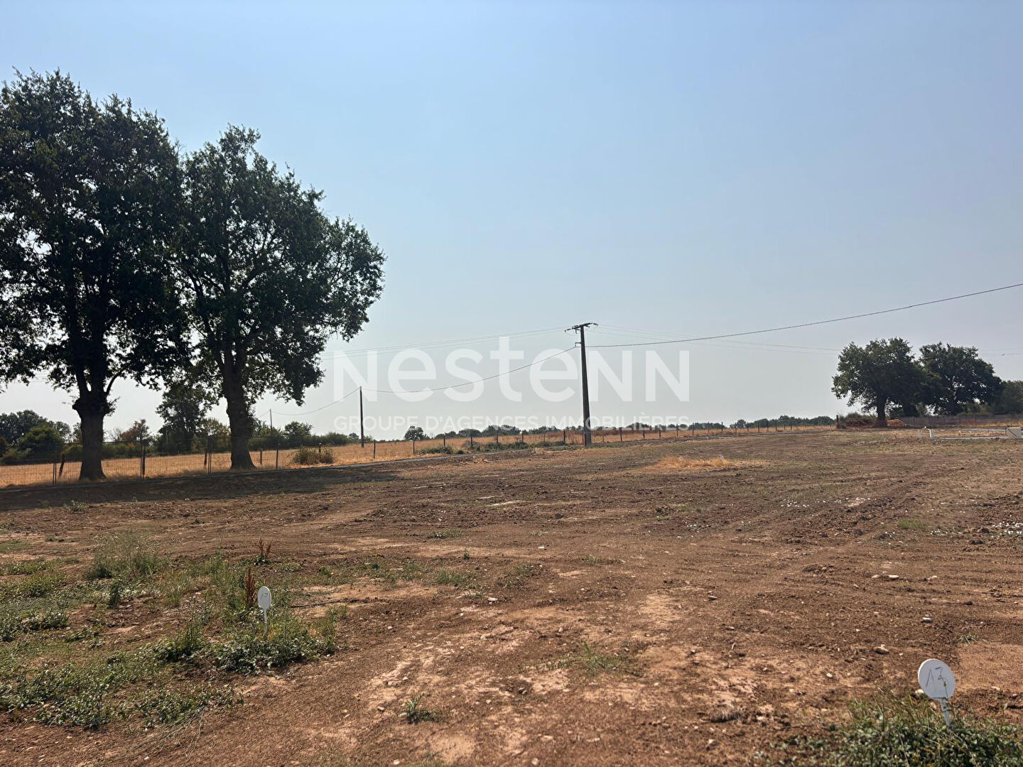 Terrain constructible à vendre à Étusson - Viabilisé libre de constructeur - D6099 · à Saint Maurice Étusson · 19 080 €