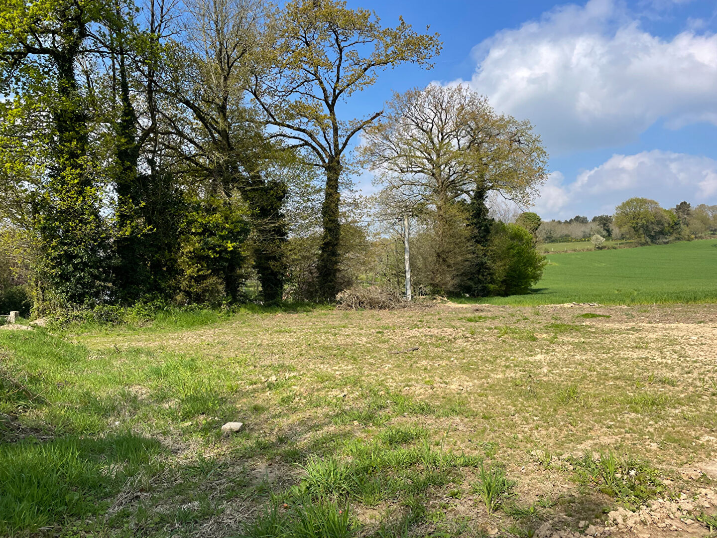 Terrain constructible Sérent 1042 m² campagne proche Trédion Plumelec · à Serent · 61 500 €