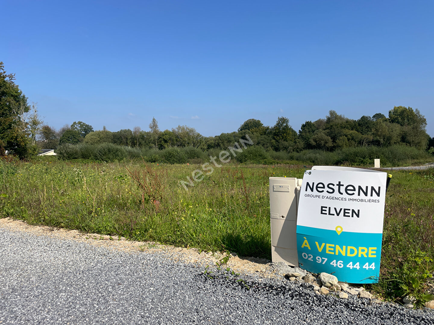 Terrain de 420 m² · à Elven · 78 500 €