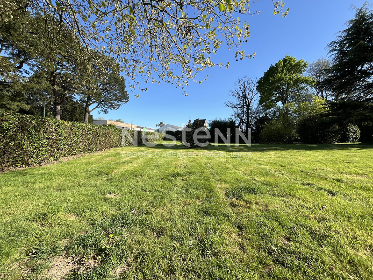Terrain de 1126 m² à vendre, proche du bourg de Trédion · à Tredion · 109 000 €