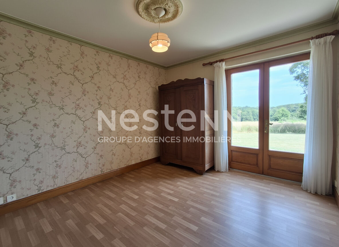 Charmante maison en pierre à vendre de 129 m² sur un terrain constructible de 2 700 m² / Morbihan / Bretagne