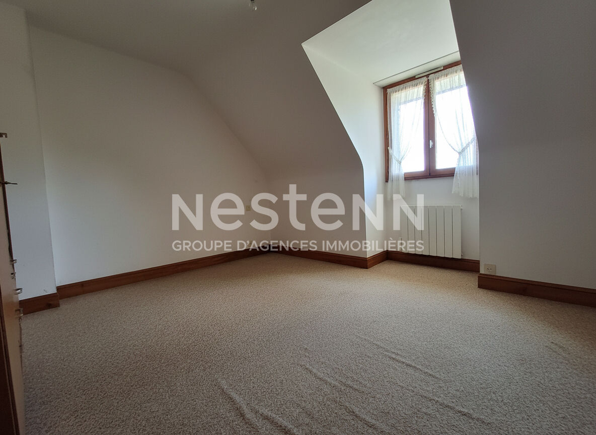 Charmante maison en pierre à vendre de 129 m² sur un terrain constructible de 2 700 m² / Morbihan / Bretagne