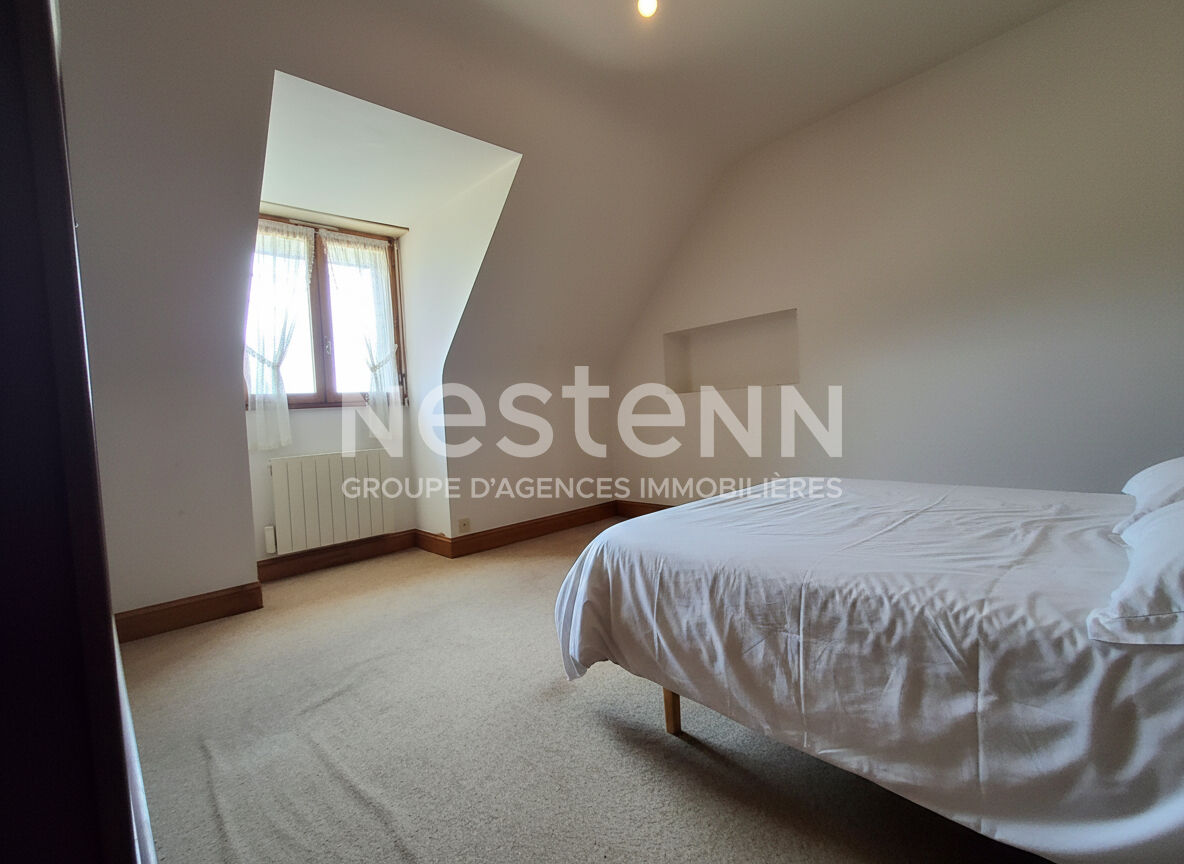 Charmante maison en pierre à vendre de 129 m² sur un terrain constructible de 2 700 m² / Morbihan / Bretagne