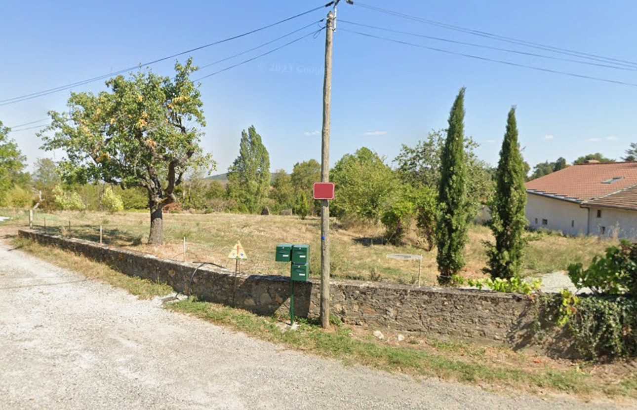 Terrains à vendre : le coin parfait pour vos projets (et vos barbecues) ! 3 parcelles viabilisées · à Marcilly le Chatel · 76