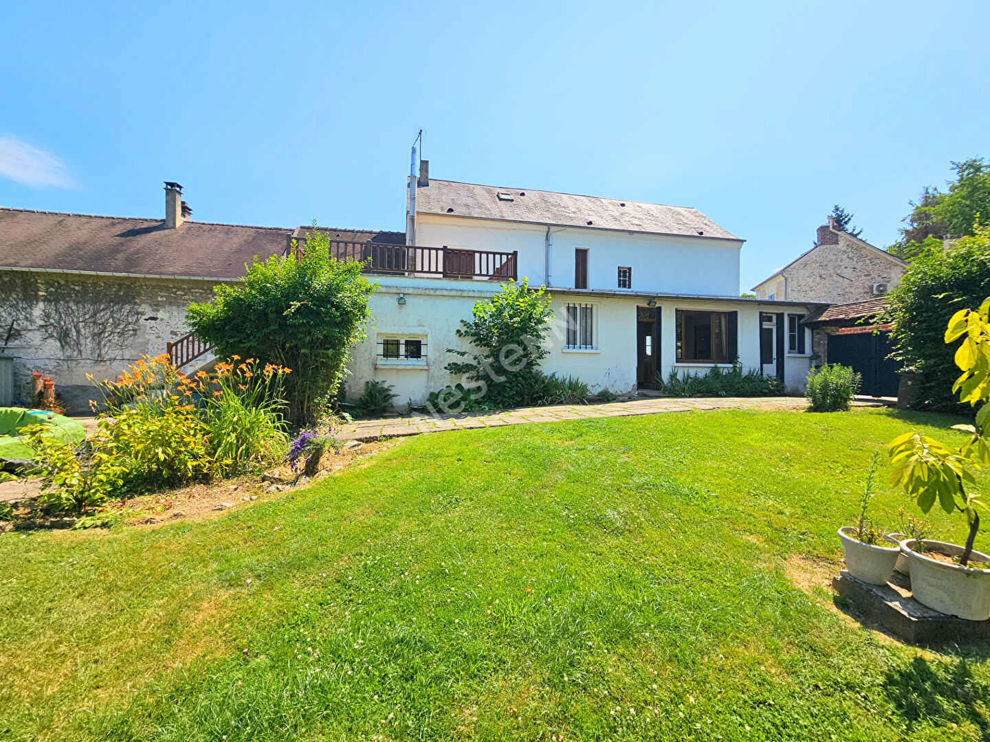Maison 9 pièces 205 m² · à Breancon · 205 m² · 346 800 €