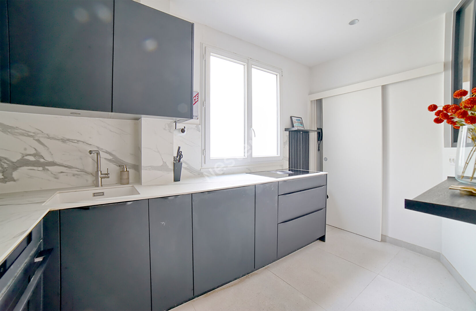 Hôtel de ville  4 Pièces  95 m² avec 2 Balcons