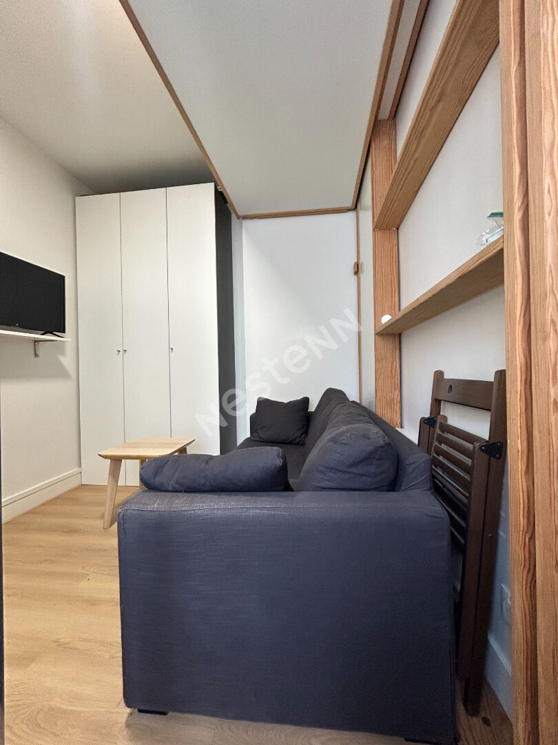 Hôtel de ville  4 Pièces  95 m² avec 2 Balcons