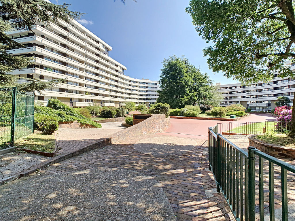 Appartement centre ville de Franconville, beau 2 pieces, residence