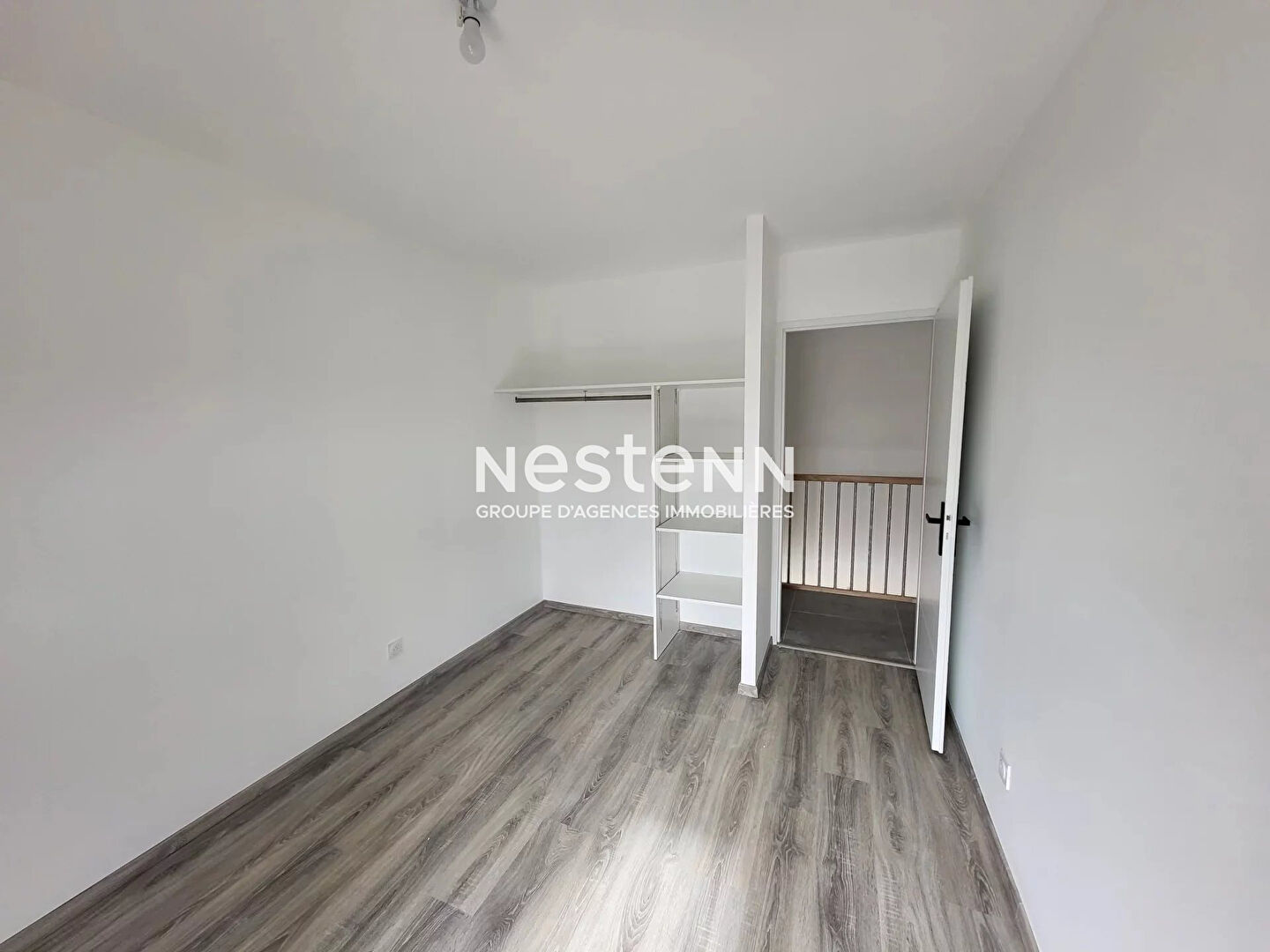 A VENDRE - PINS-JUSTARET -  Villa  de Type 5  de 113 m²  - entièrement neuve