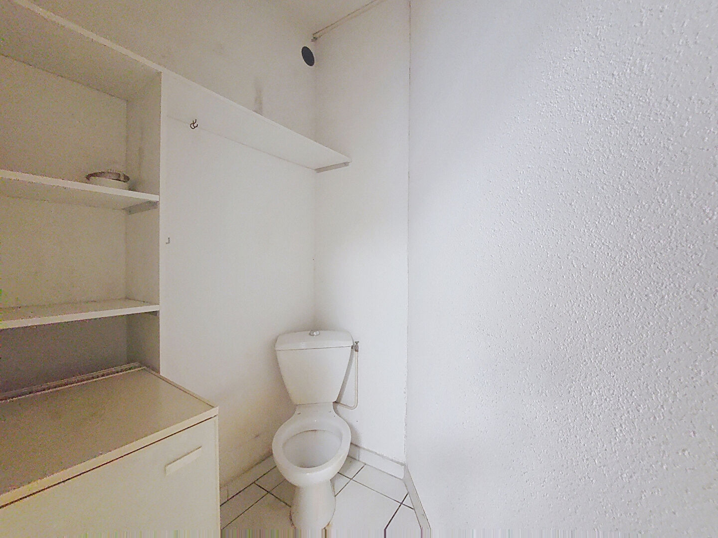 A VENDRE - TOULOUSE quartier Purpan - Local commercial de 33m² en rez-de-chaussée