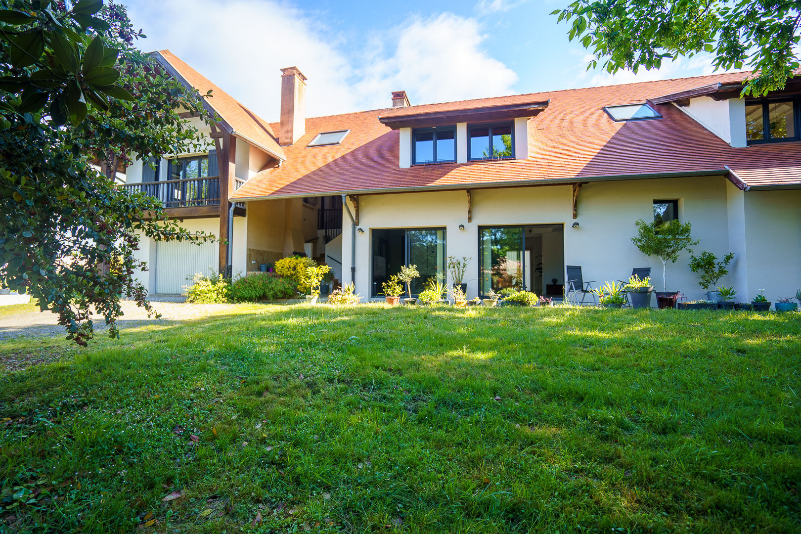 Maison 10 pièces 290 m² · à Eaunes · 290 m² · 595 000 €
