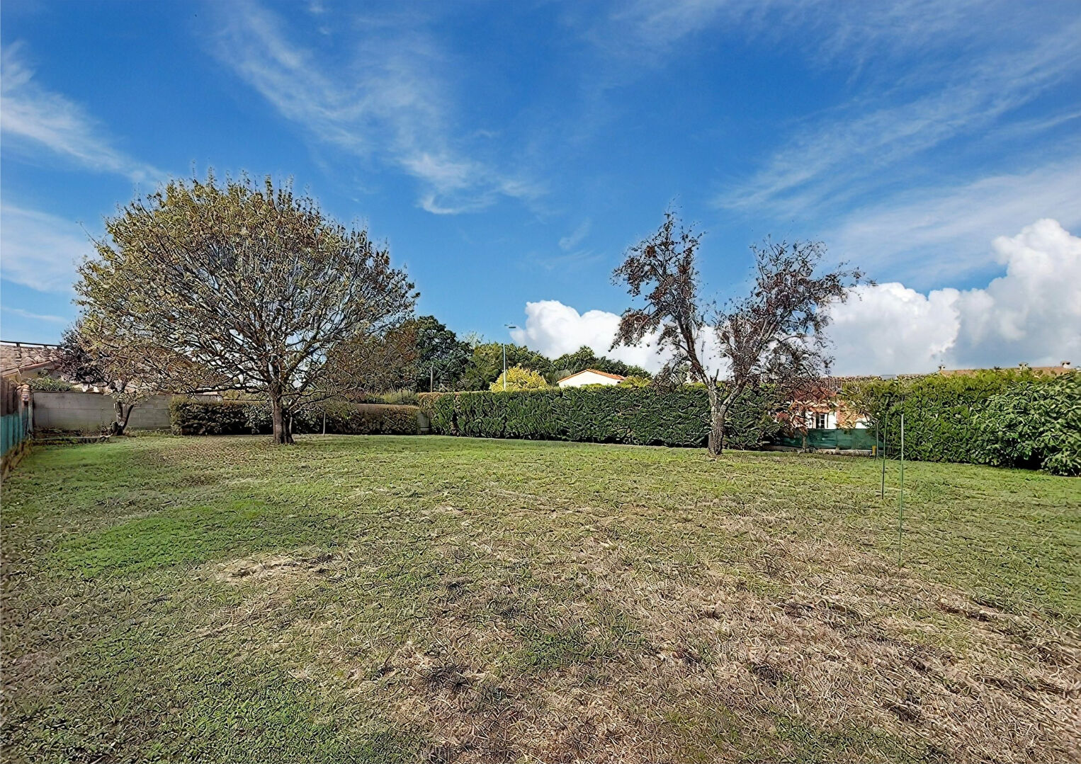 Terrain 560 m² · à La Salvetat-Saint-Gilles · 560 m² · 119 000 €