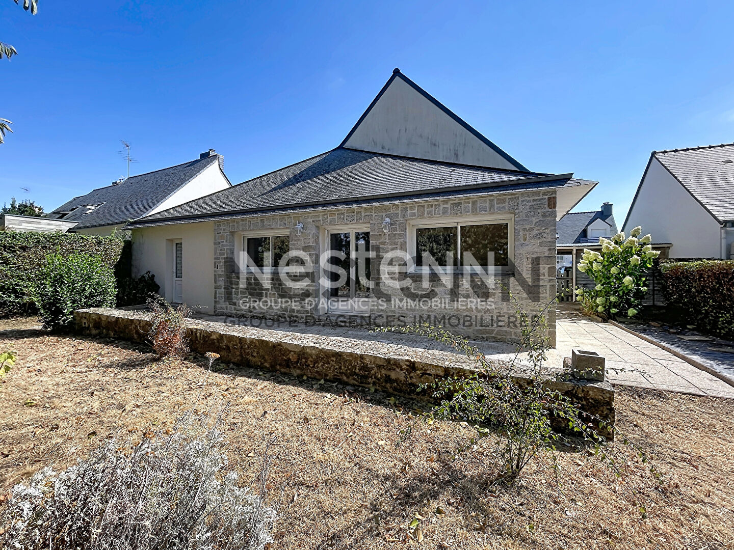 Maison 8 pièces 135 m² · à Billiers · 135 m² · 310 340 €