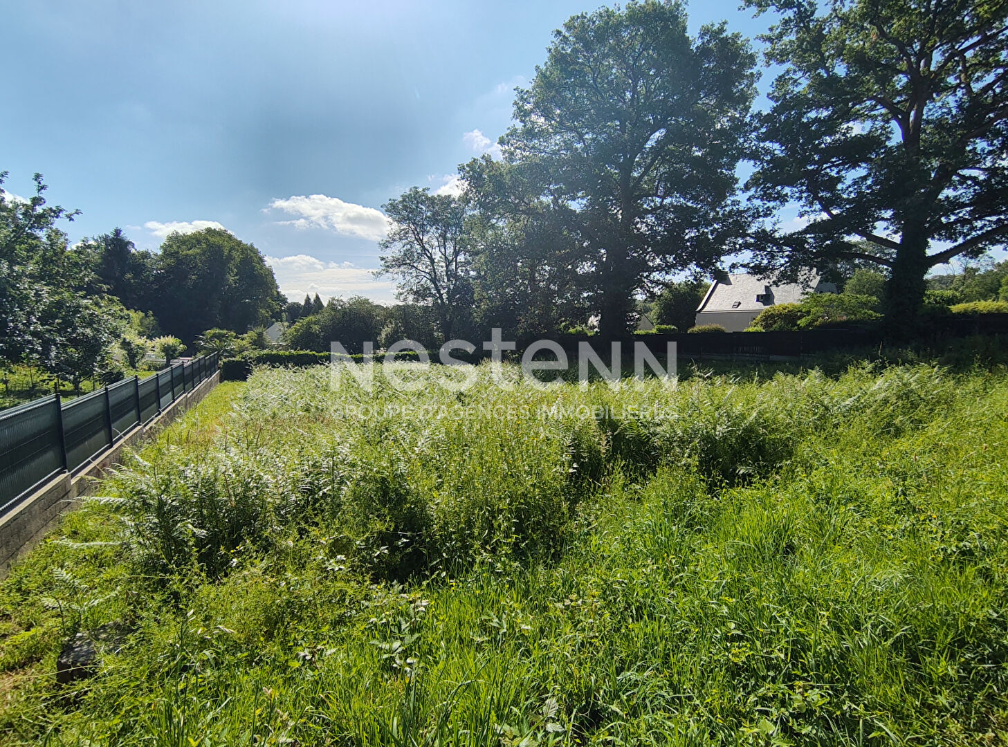 Très beau terrain hors lotissement centre ROCHEFORT-EN-TERRE · à Rochefort en Terre · 77 000 €