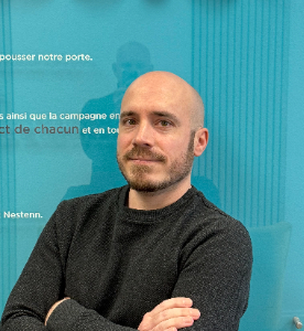Simon P.