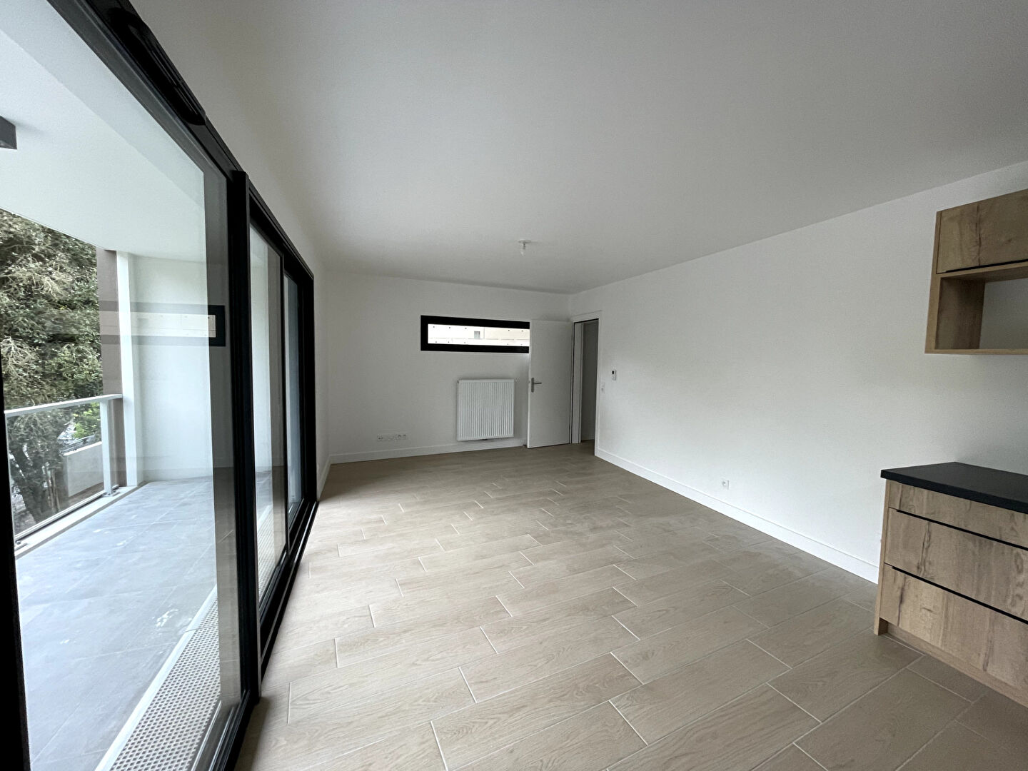 Idealement situe bordeaux cauderan 70 rue poujeau residence Eclat de Vert