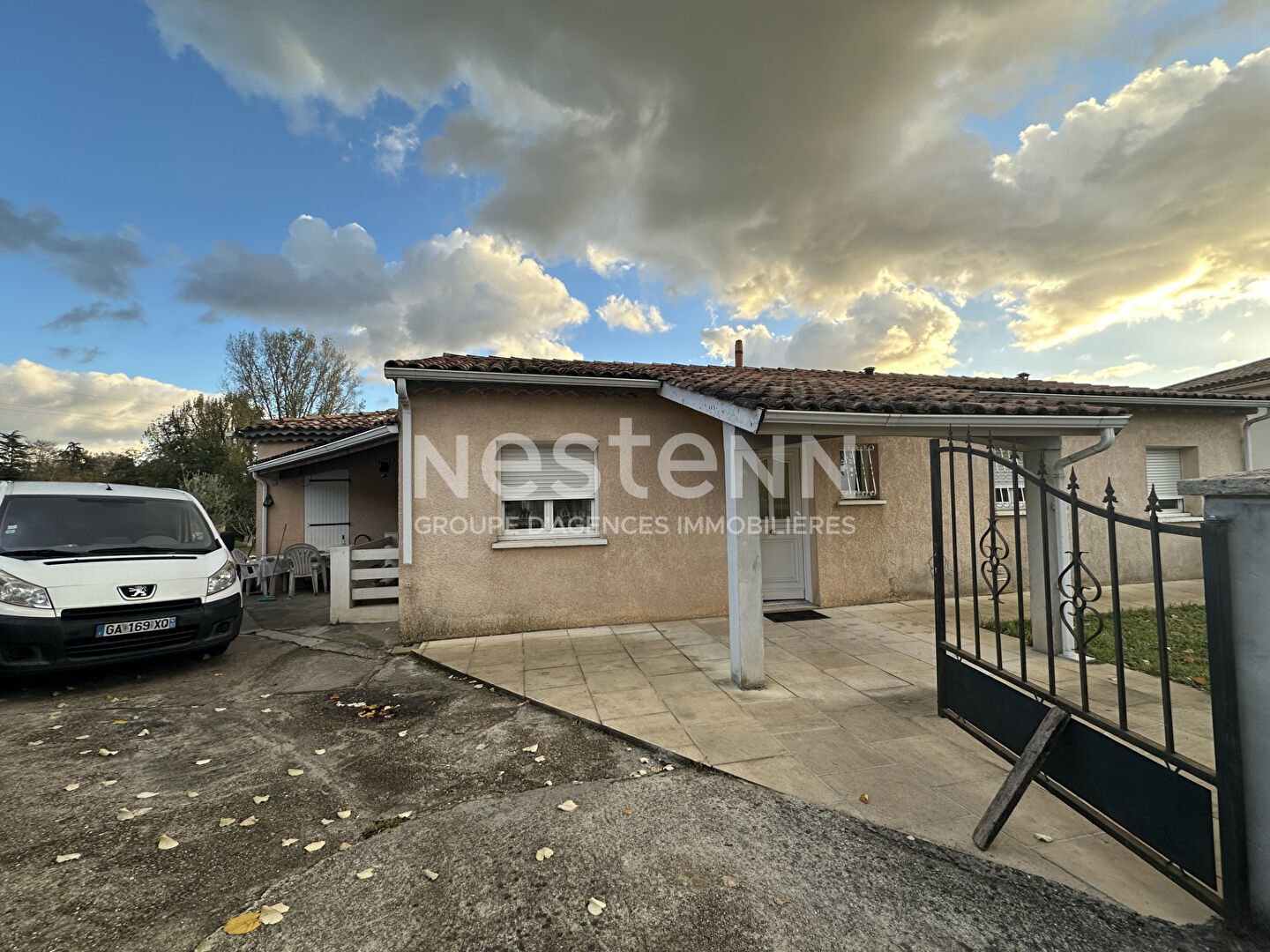 Maison Lormont - 4 Pieces - 3 Chambres - Sous sol Complet à aménager - Terrasse - Jardin