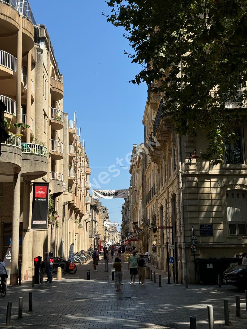 Local commercial 20 m² · à Bordeaux · 20 m² · 54 746 €