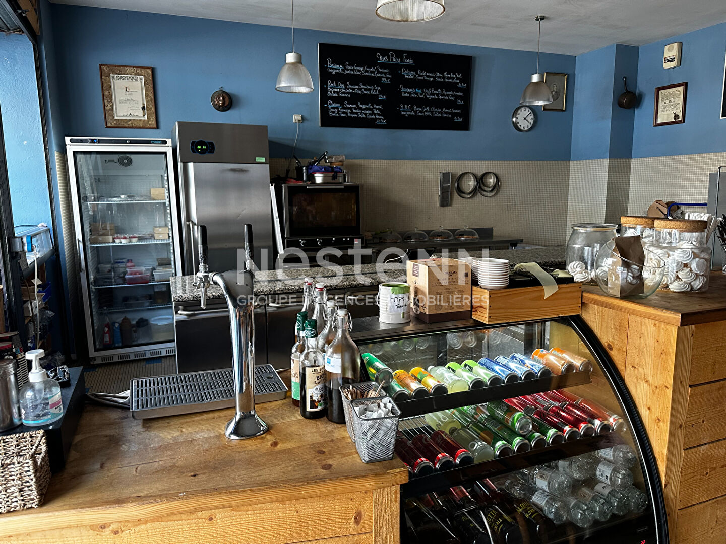 Local commercial 90 m² · à Bordeaux · 90 m² · 99 000 €