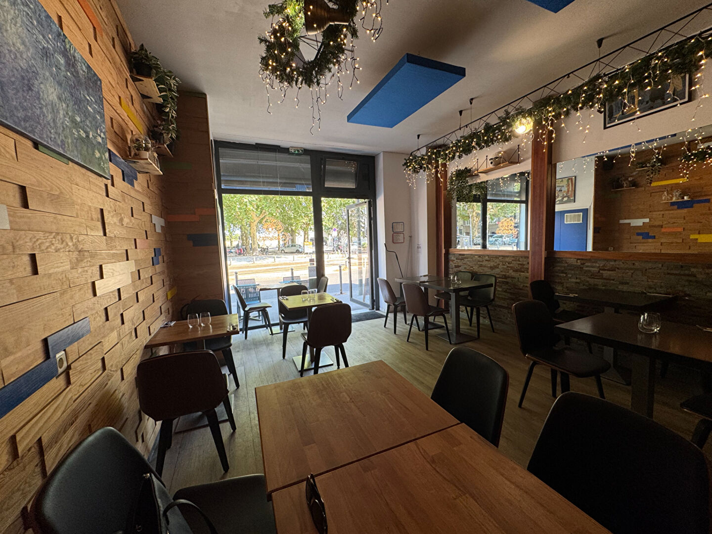 Local commercial 66 m² · à Bordeaux · 66 m² · 100 000 €
