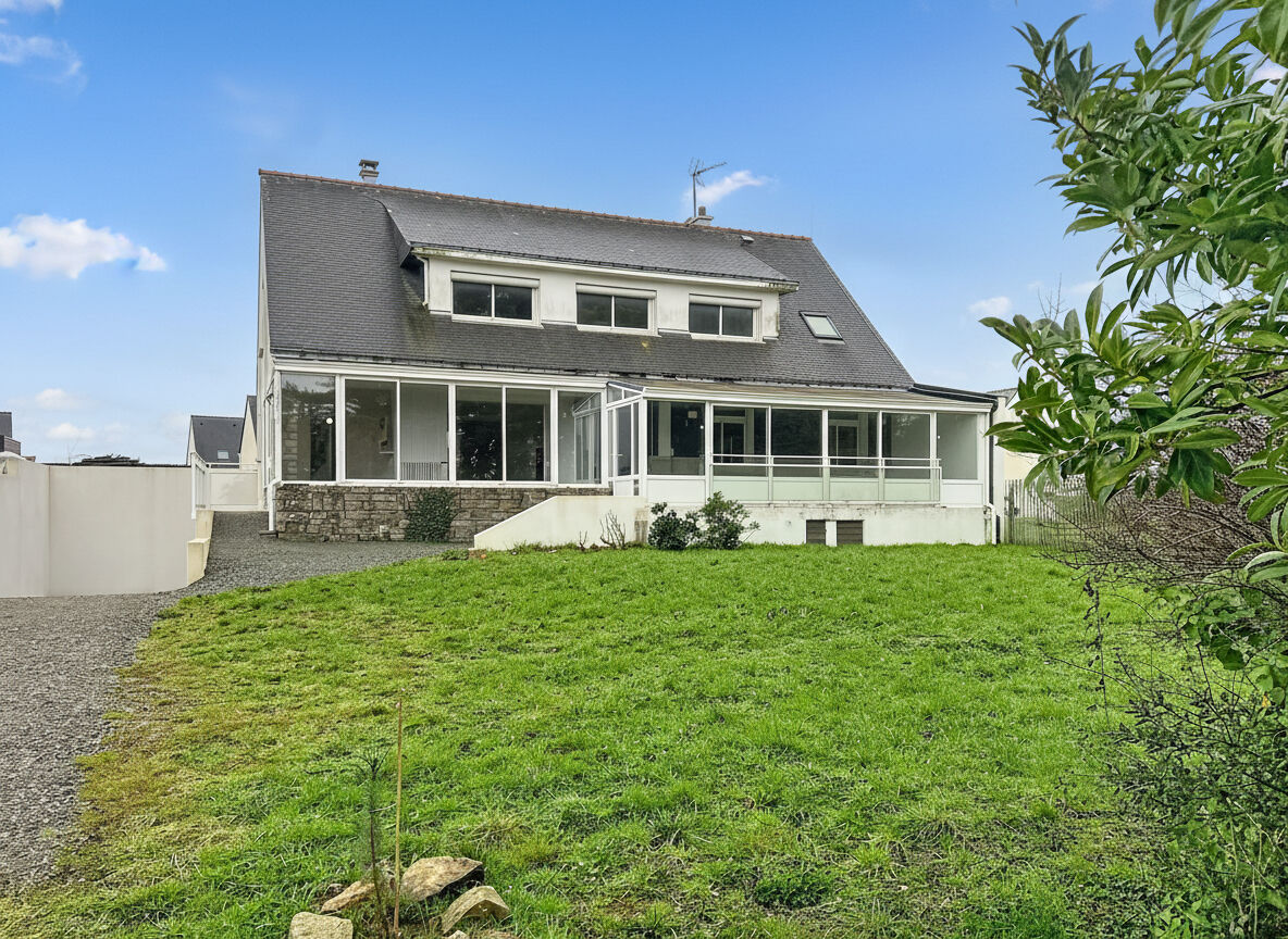 Maison 5 pièces 205 m² · à Sarzeau · 205 m² · 365 000 €