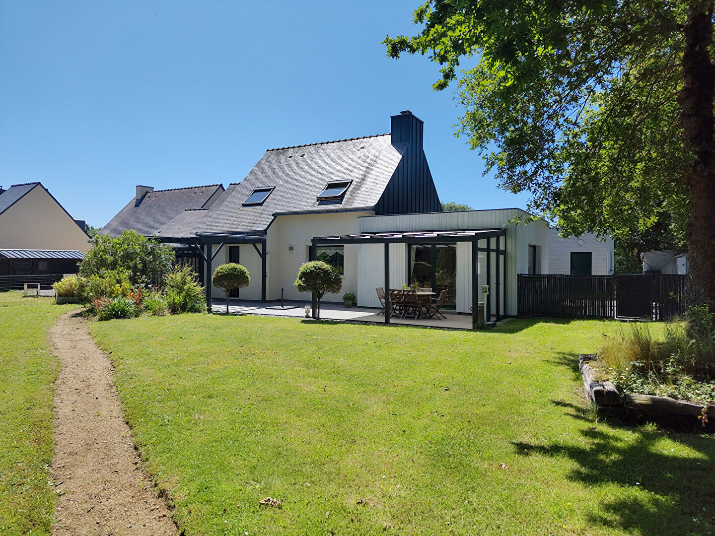 Maison 6 pièces 106 m² · à Le Tour du Parc · 106 m² · 537 000 €