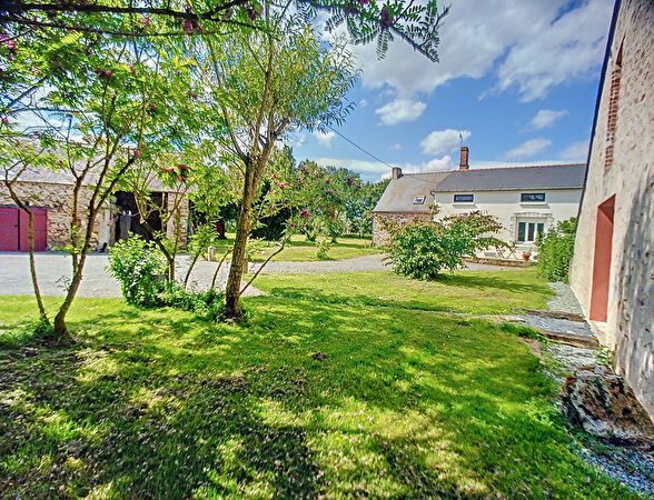 Vente maison plain pied Moze sur louet (49610) : 20 annonces Nestenn