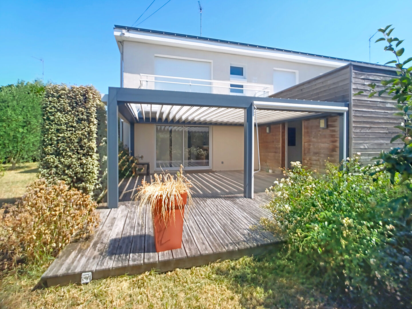 Maison 8 pièces 182 m² · à Les Ponts de Ce · 182 m² · 389 000 €