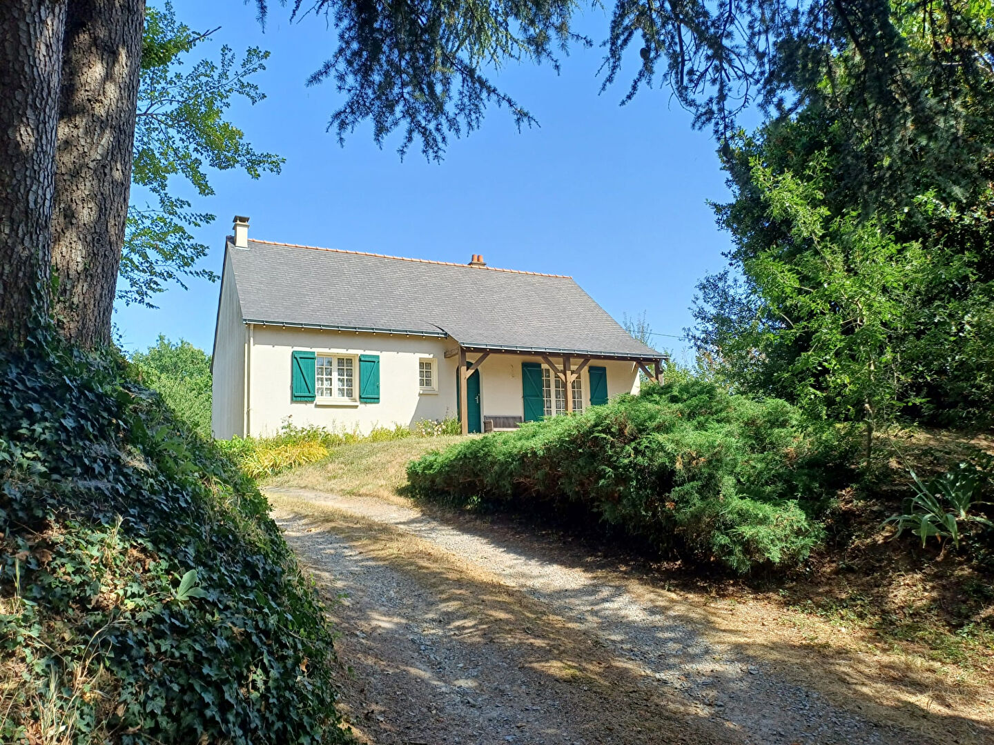 Maison 6 pièces 105 m² · à Val du Layon · 105 m² · 200 000 €