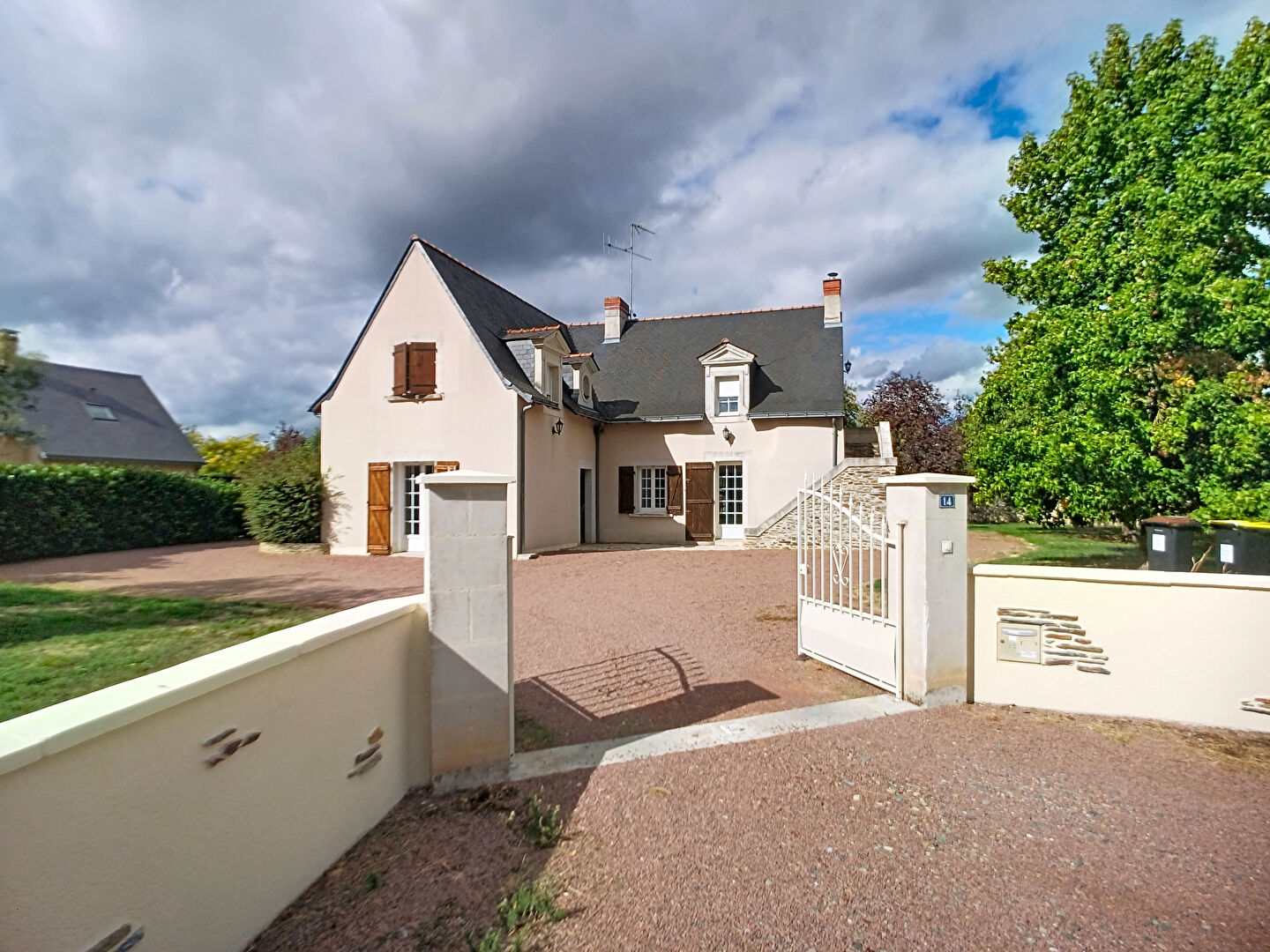Maison 5 pièces 135 m² · à Saint-Melaine-sur-Aubance · 135 m² · 378 900 €