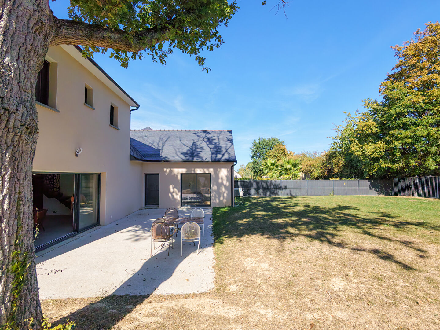 Maison 7 pièces 165 m² · à Les Garennes sur Loire · 165 m² · 549 150 €