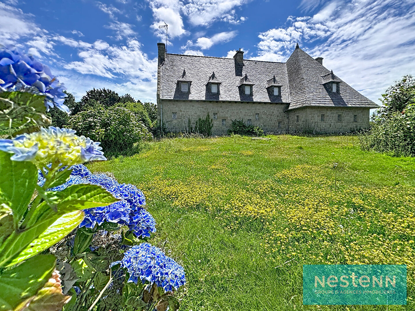 Maison 8 pièces 256 m² · à Brehand · 256 m² · 336 650 €