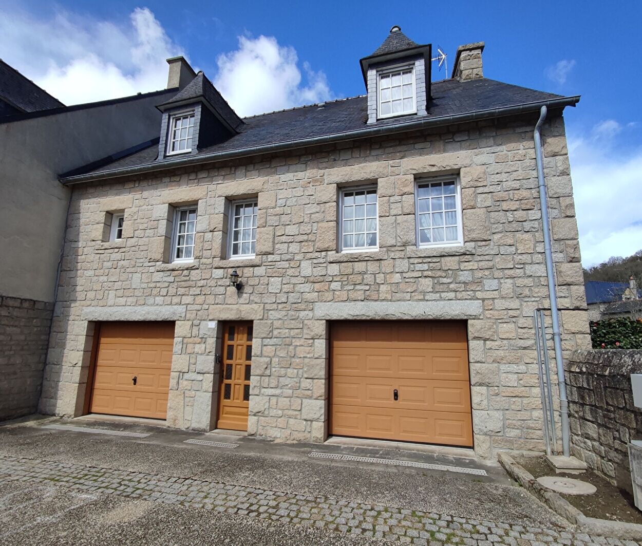 Maison 6 pièces 121 m² · à Jugon les Lacs · 121 m² · 233 650 €