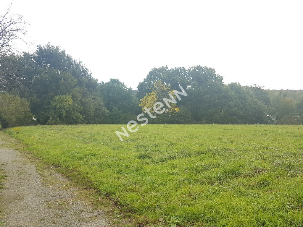 Terrain à bâtir à Loyat (56800) · 88 800 €