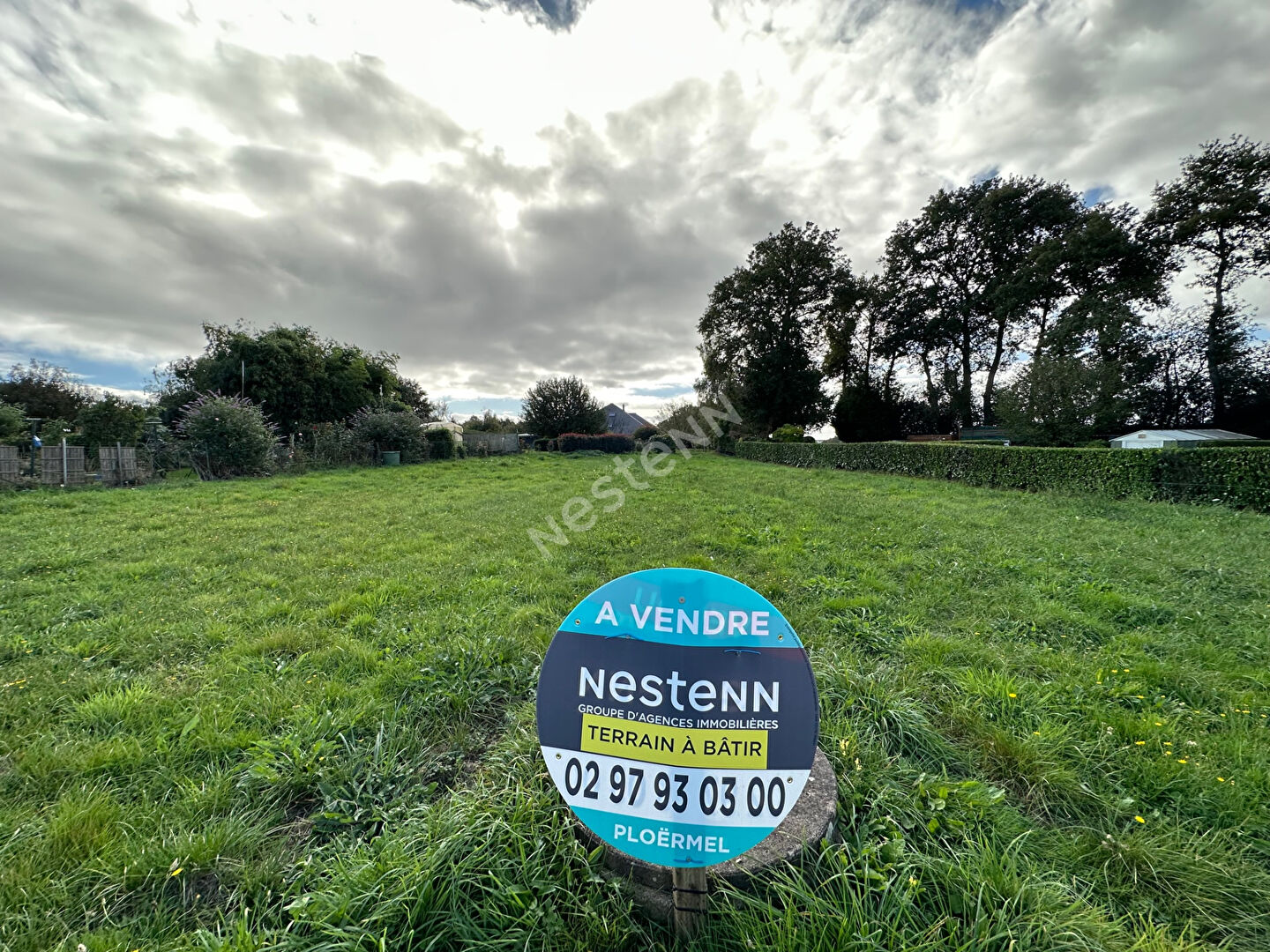 Terrain à bâtir de 1174 m² à Ploërmel (56800) · 58 900 €