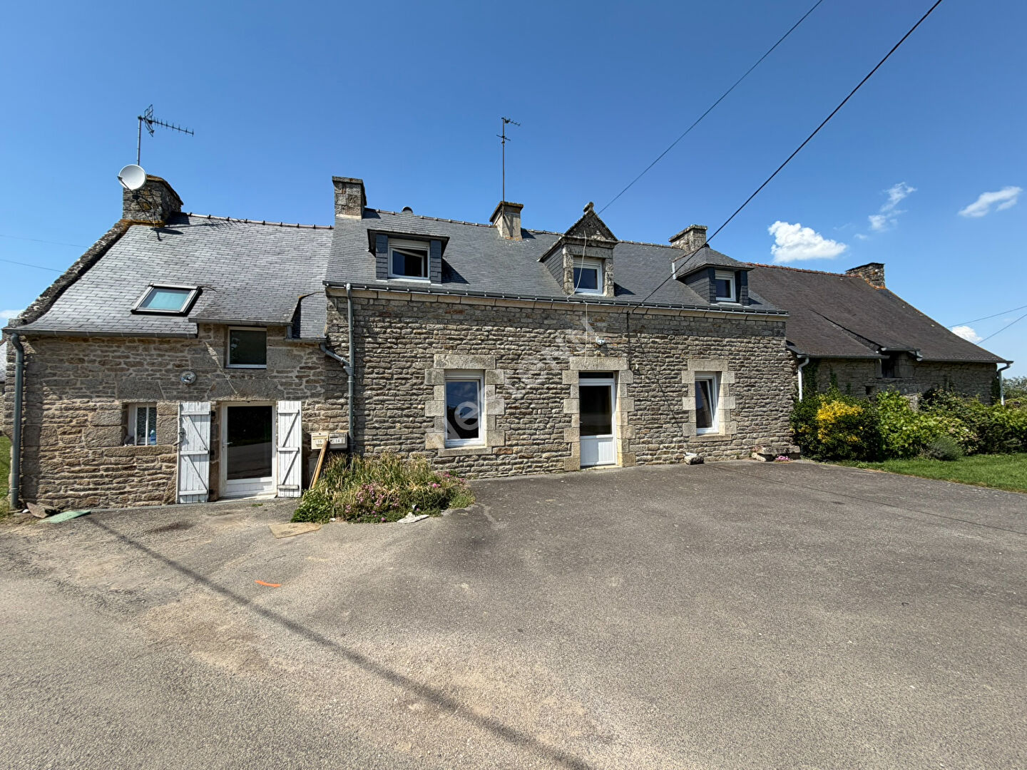 Maison 6 pièces 120 m² · à Saint-Servant · 120 m² · 139 000 €