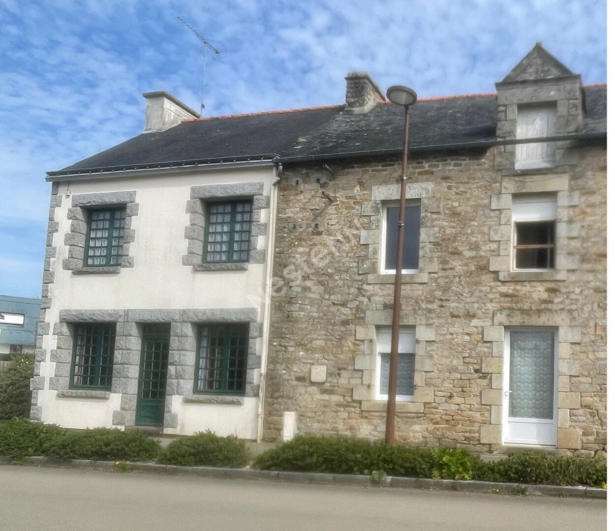 Maison 5 pièces 161 m² · à Sérent · 161 m² · 149 000 €