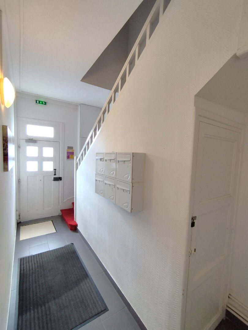 Immeuble 6 pièces 190 m² · à Saint Pierre des Corps · 190 m² · 514 900 €