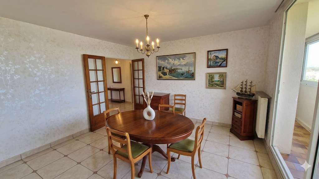 Appartement 5 pièces 76 m² · à Saint Pierre des Corps · 76 m² · 85 000 €