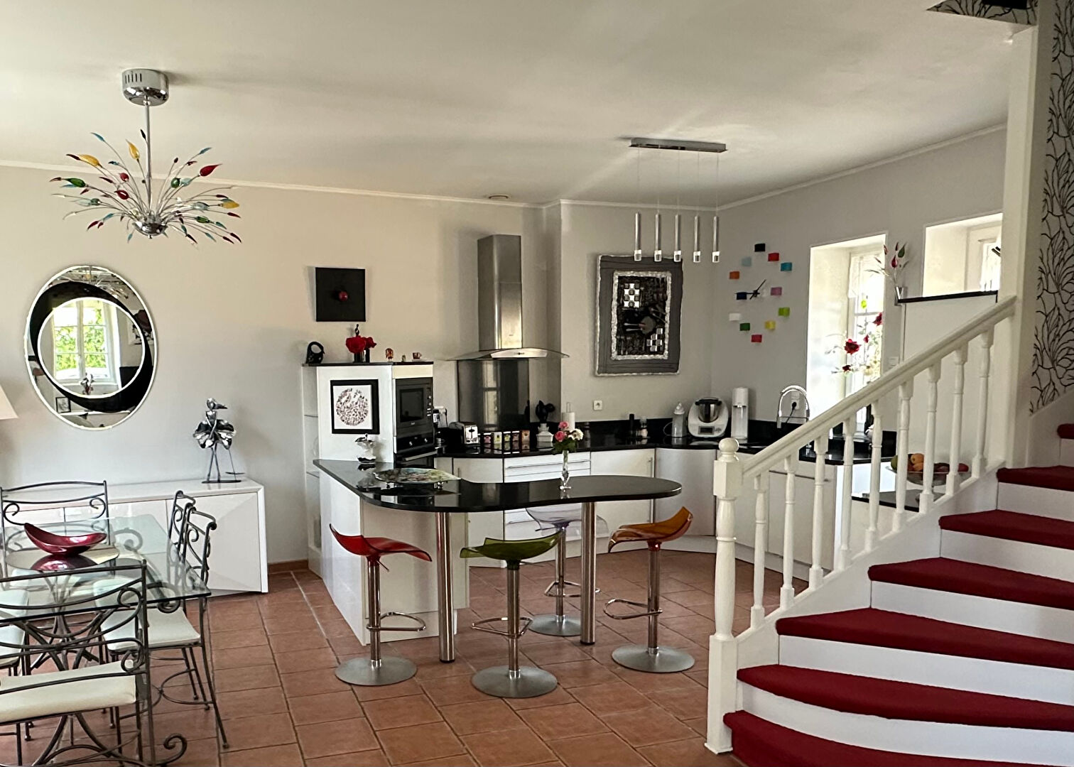 Maison de maître de charme entièrement rénovée de 152 m² à Saint-Épain