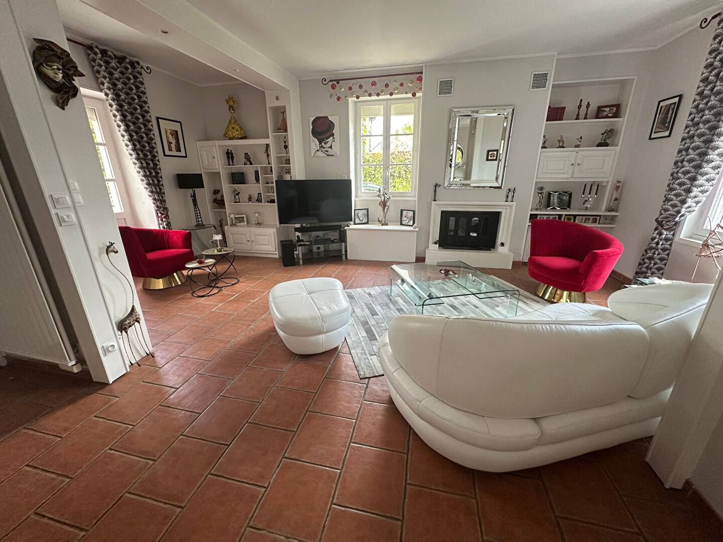 Maison de maître de charme entièrement rénovée de 152 m² à Saint-Épain