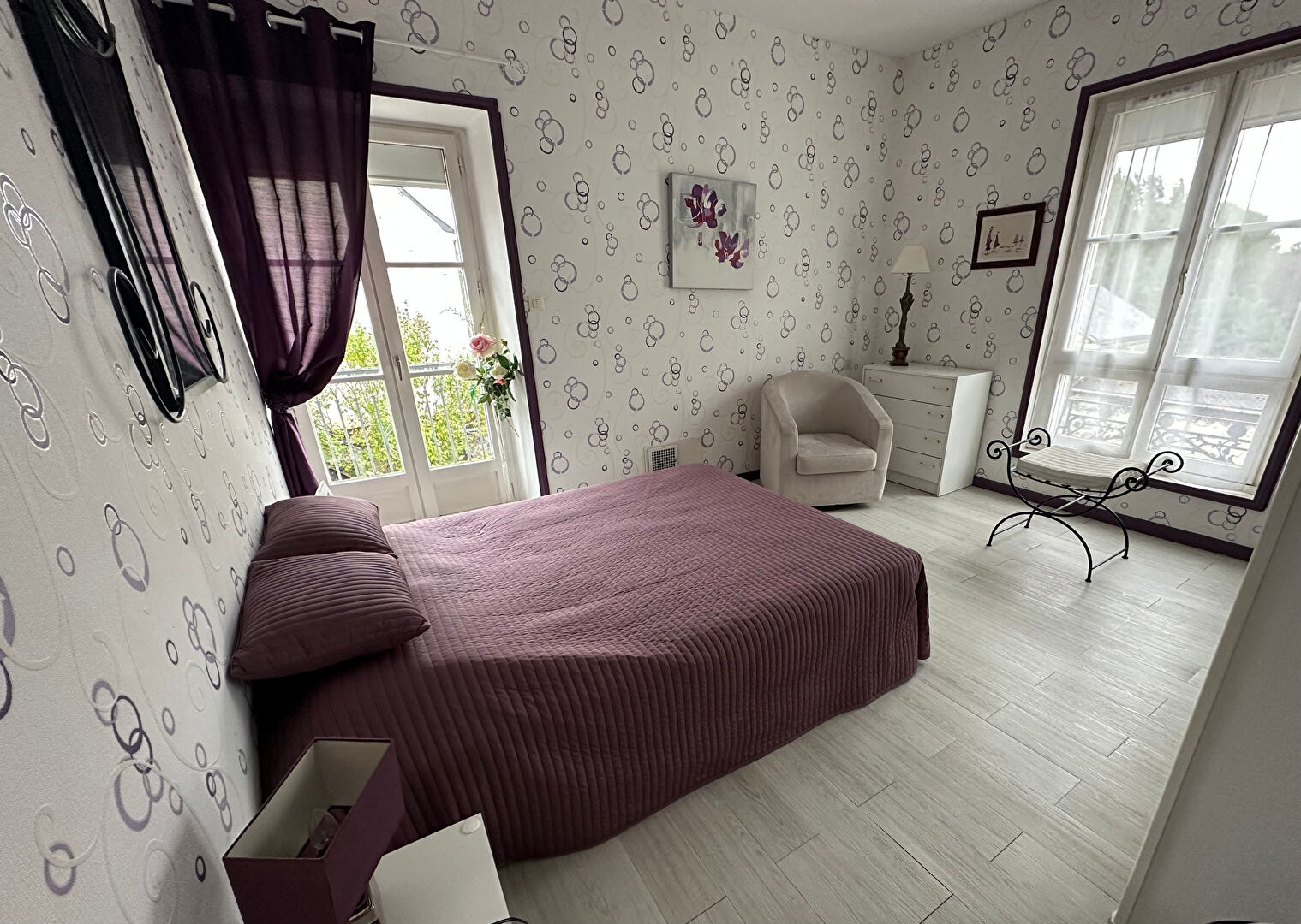 Maison de maître de charme entièrement rénovée de 152 m² à Saint-Épain