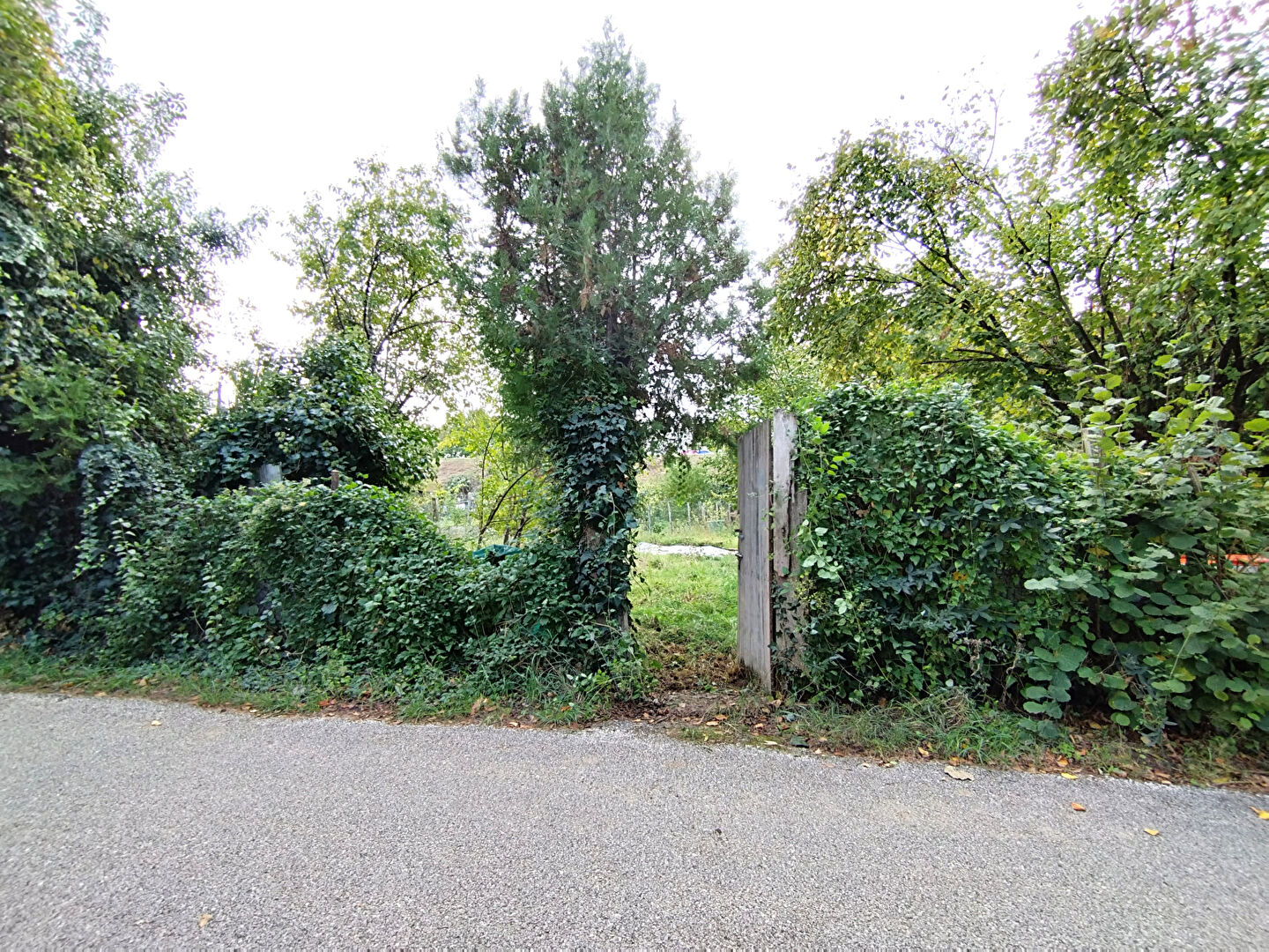 Terrain 559 m² · à Saint-Pierre-des-Corps · 13 500 €
