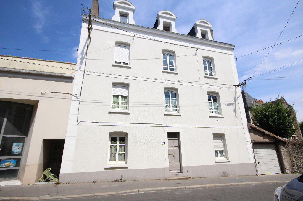 Nantes Rue de Coulmiers Grand Studio proche Jardin des Plantes