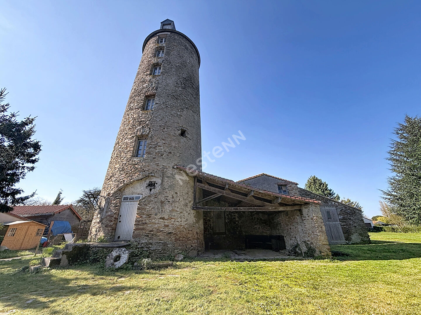 Maison 6 pièces · à Le Cellier · 262 300 €