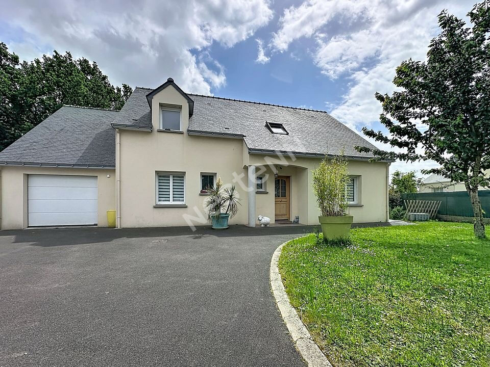 Maison 6 pièces 153 m² · à Mesanger · 153 m² · 354 900 €